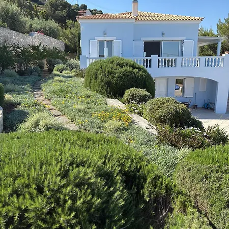 Livealot Villa *