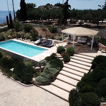 Livealot Ermioni