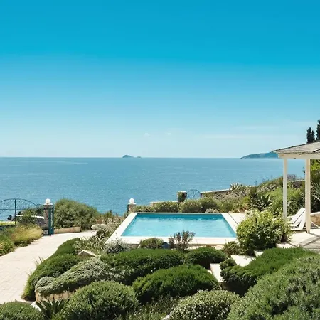 Livealot Villa